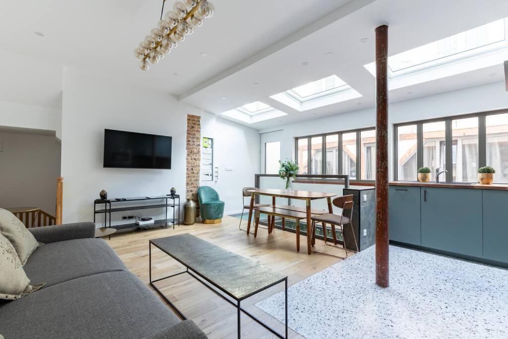 Sous Plex 6 Personnes - Paris 11 Apartment Exterior photo